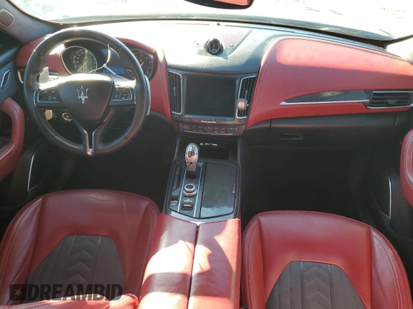 2017 Maserati Levante S z VIN ZN661YUL9HX199934, wystawiony jako Copart lot #83960574 z przebiegiem 75 078 mil mil oraz Szkoda całkowita • Salvage title. Historia ofert i sprzedaży dostępna na DreamBid. Obrazek 8.