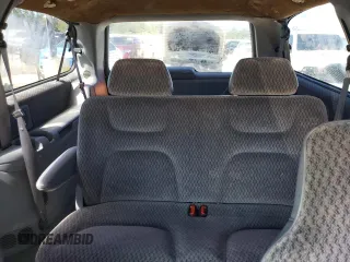 2000 Dodge Caravan SE with VIN 1B4GP44G7YB663958, listed as a Copart auction lot 74035164 with 175,752 mi miles and Non Repairable. Bid and sale history available at carsss.com. Image 10.