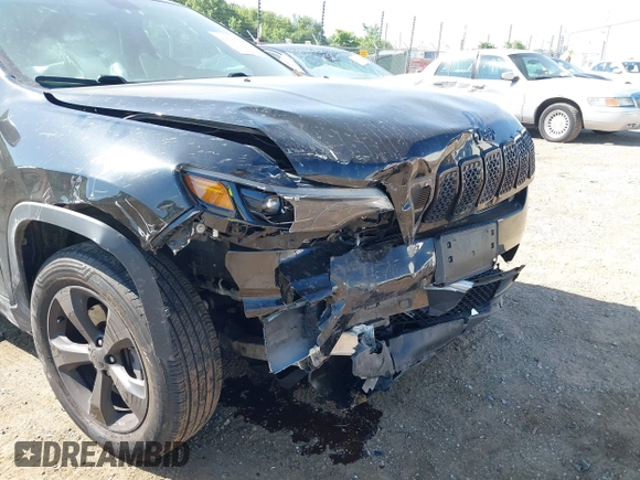 2019 Jeep Cherokee Latitude Plus with VIN 1C4PJMLB3KD375361, listed as a IAAI auction lot 42654334 with 84,373 mi miles and . Bid and sale history available at DreamBid. Image 6.
