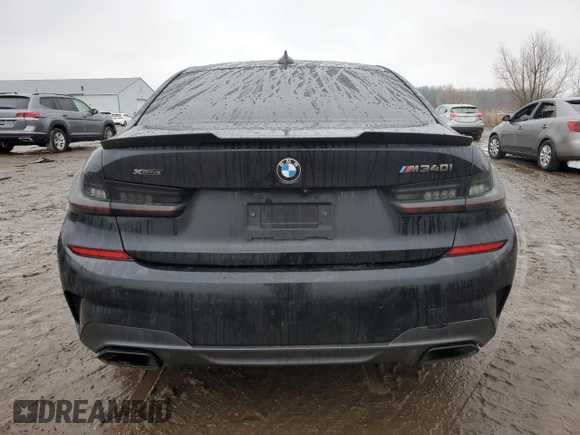 2022 BMW 3 Series M340i xDrive with VIN 3MW5U9J01N8C39211, listed as a Copart auction lot 86529384 with 50,219 mi miles and Salvage Title. Bid and sale history available at carsss.com. Image 6.