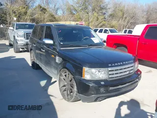2008 Land Rover Range Rover Sport SC with VIN SALSH23408A120214, listed as a IAAI auction lot 41267054 with 185,737 mi miles. Bid and sale history available at carsss.com. Image 1.