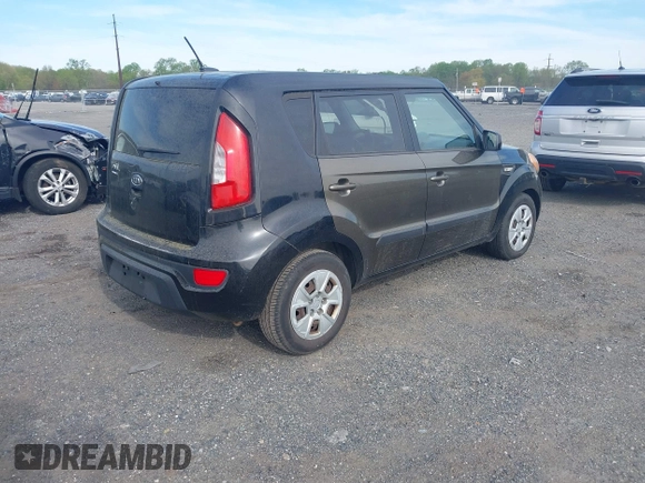 2012 Kia Soul with VIN KNDJT2A56C7450006, listed as a IAAI auction lot 42100566 with 188,563 mi miles. Bid and sale history available at carsss.com. Image 4.