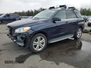 2015 Mercedes-Benz M 350 with VIN 4JGDA5HB2FA482504, listed as a Copart auction lot 62188575 with 233,700 mi miles and Salvage title. Bid and sale history available at DreamBid. Image 1.