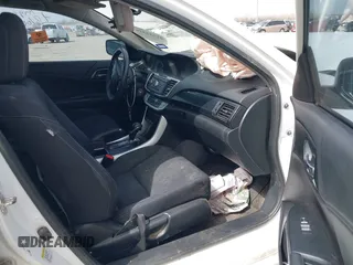 2015 Honda Accord Sport with VIN 1HGCR2F58FA078872, listed as a IAAI auction lot 41752326 with Not Provided miles and . Bid and sale history available at DreamBid. Image 5.
