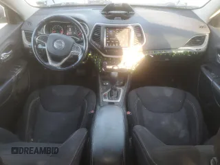 2015 Jeep Cherokee North with VIN 1C4PJMCS3FW600663, listed as a Copart auction lot 82230624 with 143,121 mi miles and Salvage Title. Bid and sale history available at carsss.com. Image 8.