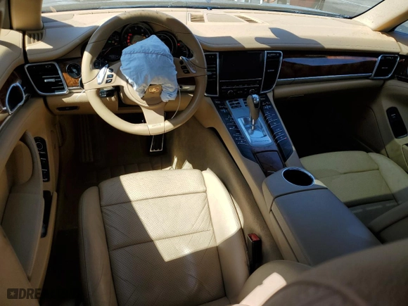2012 Porsche Panamera with VIN WP0AA2A79CL018752, listed as a Copart auction lot 72083254 with 140,361 mi miles and Salvage Title. Bid and sale history available at carsss.com. Image 8.