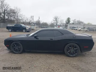 2022 Dodge Challenger R/T with VIN 2C3CDZBT8NH254575, listed as a IAAI auction lot 41912825 with 31,518 mi miles. Bid and sale history available at carsss.com. Image 15.