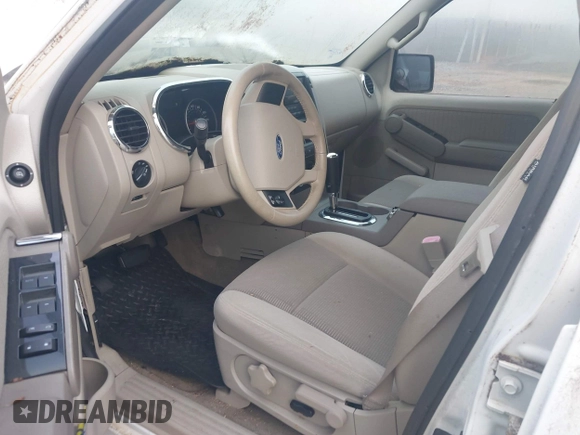2006 Ford Explorer XLT z VIN 1FMEU73806UB54242, wystawiony jako IAAI lot #42408147 z przebiegiem Nie podano mil oraz . Historia ofert i sprzedaży dostępna na DreamBid. Obrazek 5.