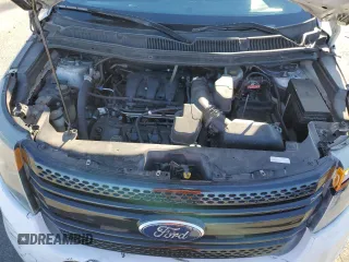 2015 Ford Utility Police Interceptor with VIN 1FM5K8AR9FGB32410, listed as a Copart auction lot 70232994 with 121,748 mi miles and Clean Title. Bid and sale history available at carsss.com. Image 12.