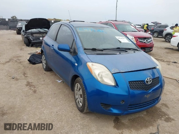 2008 Toyota Yaris with VIN JTDJT923985204821, listed as a IAAI auction lot 40946265 with 136,507 mi miles. Bid and sale history available at carsss.com. Image 1.