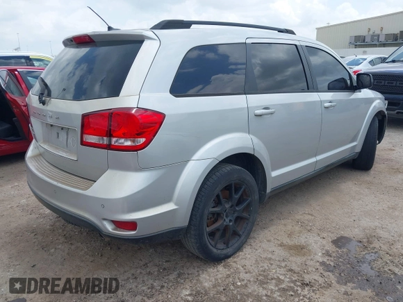 2013 Dodge Journey SXT with VIN 3C4PDCBG3DT701686, listed as a IAAI auction lot 42072002 with Not Provided miles. Bid and sale history available at carsss.com. Image 4.