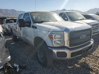 2015 Ford F-350 Platinum with VIN 1FT8W3B64FEA51484, listed as a Copart auction lot 75023924 with 115,474 mi miles and Salvage Title. Bid and sale history available at DreamBid. Image 4.