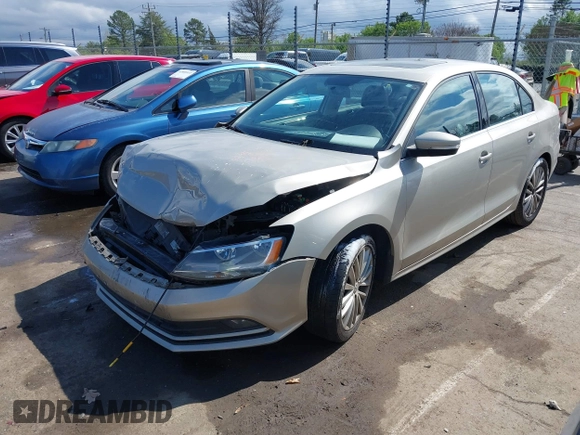 2015 Volkswagen Jetta Sedan 1.8T SE w/Connectivity with VIN 3VWD07AJ6FM229576, listed as a IAAI auction lot 41879446 with 89,792 mi miles. Bid and sale history available at carsss.com. Image 18.