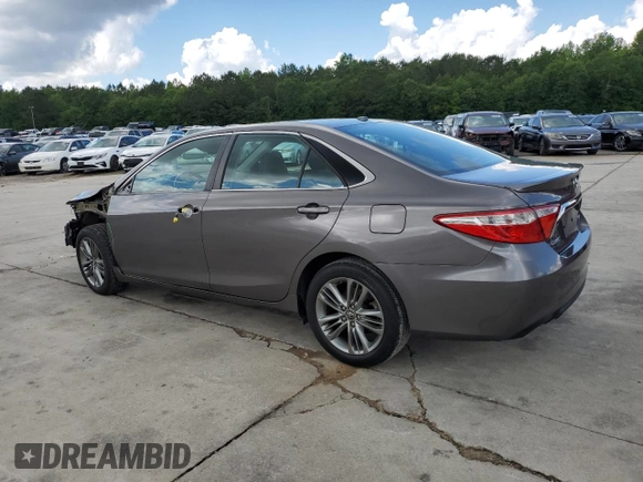 2017 Toyota Camry XLE z VIN 4T1BF1FK6HU389524, wystawiony jako Copart lot #56341345 z przebiegiem 156 516 mil mil oraz Czysty tytuł • Clean title. Historia ofert i sprzedaży dostępna na DreamBid. Obrazek 2.