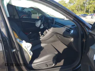 2019 Genesis G70 2.0T Sport with VIN KMTG24LA4KU016333, listed as a IAAI auction lot 41536018 with 70,587 mi miles. Bid and sale history available at carsss.com. Image 5.