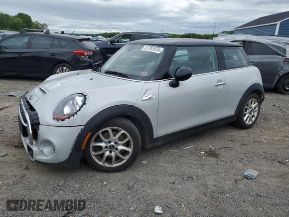 2015 MINI Hardtop S z VIN WMWXP7C53F2A38765, wystawiony jako Copart lot #57787575 z przebiegiem Nie podano mil oraz Czysty tytuł • Clean title. Historia ofert i sprzedaży dostępna na DreamBid. Obrazek 1.