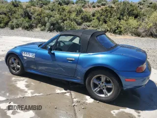 2000 BMW Z3 2.5 z VIN 4USCH9344YLG03131, wystawiony jako Copart lot #57915345 z przebiegiem 95 768 mil mil oraz Szkoda całkowita • Salvage title. Historia ofert i sprzedaży dostępna na DreamBid. Obrazek 2.