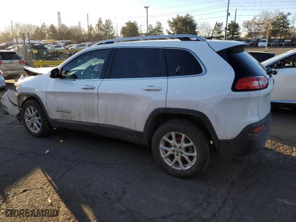 2017 Jeep Cherokee Latitude with VIN 1C4PJLCB0HD232192, listed as a Copart auction lot 47110155 with 117,064 mi miles and Salvage Title. Bid and sale history available at carsss.com. Image 2.