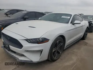 2018 Ford Mustang EcoBoost z VIN 1FA6P8TH1J5113763, wystawiony jako Copart lot #54733035 z przebiegiem 106 428 mil mil oraz Czysty tytuł • Clean title. Historia ofert i sprzedaży dostępna na DreamBid. Obrazek 1.