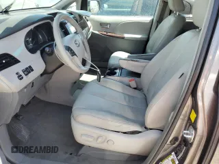 2011 Toyota Sienna XLE AAS with VIN 5TDYK3DCXBS134341, listed as a Copart auction lot 61602705 with 184,959 mi miles and Clean title. Bid and sale history available at DreamBid. Image 7.