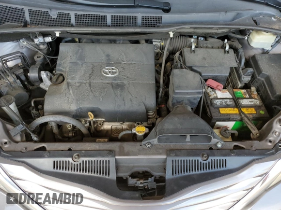 2016 Toyota Sienna XLE with VIN 5TDYK3DC5GS745451, listed as a Copart auction lot 63852525 with 161,578 mi miles and Salvage title. Bid and sale history available at DreamBid. Image 12.