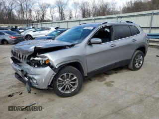 2020 Jeep Cherokee Latitude Plus z VIN 1C4PJMLB3LD548703, wystawiony jako Copart lot #50233145 z przebiegiem 93 829 mil mil oraz Szkoda całkowita • Salvage title. Historia ofert i sprzedaży dostępna na DreamBid. Obrazek 1.