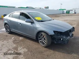 2017 Volvo S60 Dynamic with VIN YV126MFL4H2430687, listed as a IAAI auction lot 41577059 with 57,027 mi miles. Bid and sale history available at carsss.com. Image 1.