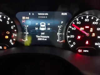 2024 Jeep Compass Sport с VIN 3C4NJDAN8RT580067, выставлен на аукционе IAAI как лот 41589835 с пробегом 29 014 миль миль и . История ставок и продаж доступна на DreamBid. Изображение 15.