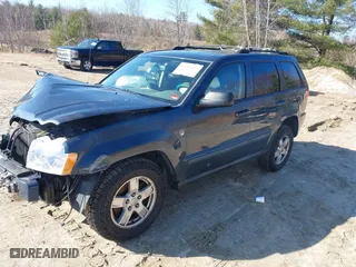 2007 Jeep Grand Cherokee Laredo with VIN 1J8HR48N87C689366, listed as a IAAI auction lot 41753343 with 193,124 mi miles. Bid and sale history available at carsss.com. Image 2.