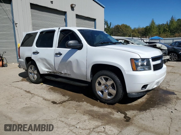 2008 Chevrolet Tahoe Police z VIN 1GNEC03048R278424, wystawiony jako Copart lot #76256084 z przebiegiem 291 465 mil mil oraz Szkody całkowita. Historia ofert i sprzedaży dostępna na DreamBid. Obrazek 4.