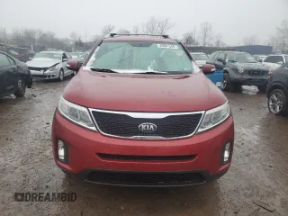 2014 Kia Sorento LX with VIN 5XYKTDA72EG462113, listed as a Copart auction lot 45081345 with 151,350 mi miles and Clean Title. Bid and sale history available at carsss.com. Image 5.