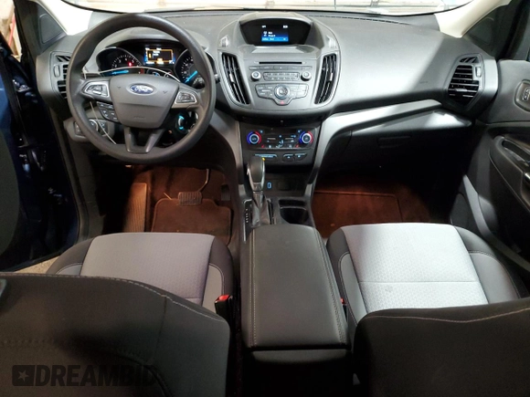 2018 Ford Escape SE z VIN 1FMCU9GD6JUC30324, wystawiony jako Copart lot #55833765 z przebiegiem 48 016 mil mil oraz Szkoda całkowita • Salvage title. Historia ofert i sprzedaży dostępna na DreamBid. Obrazek 8.