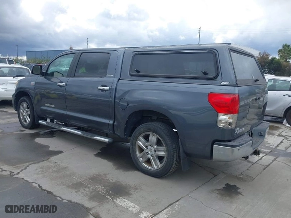 2007 Toyota Tundra LTD with VIN 5TFEV58137X032038, listed as a IAAI auction lot 41788992 with 120,600 mi miles. Bid and sale history available at carsss.com. Image 3.