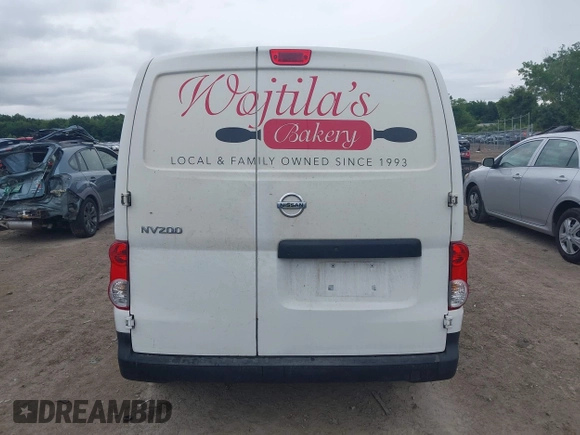 2017 Nissan NV200 S with VIN 3N6CM0KNXHK692117, listed as a IAAI auction lot 42776431 with 217,961 mi miles and . Bid and sale history available at DreamBid. Image 16.