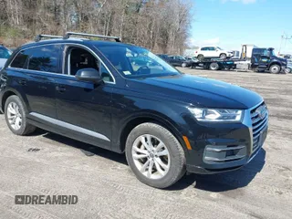 2017 Audi Q7 Premium Plus with VIN WA1LAAF71HD014251, listed as a IAAI auction lot 41859906 with 128,789 mi miles. Bid and sale history available at carsss.com. Image 1.