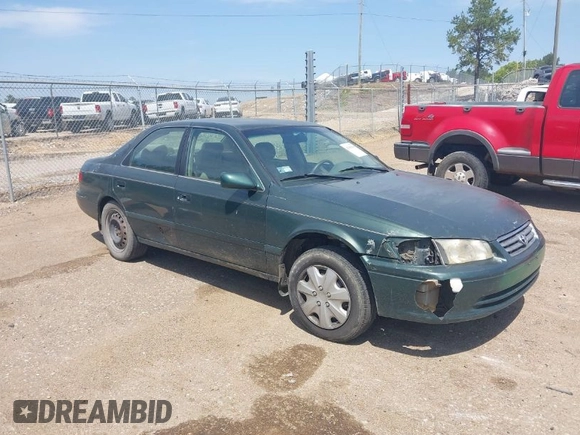 2001 Toyota Camry CE with VIN 4T1BG22K91U038427, listed as a IAAI auction lot 41980946 with 151,145 mi miles. Bid and sale history available at carsss.com. Image 1.