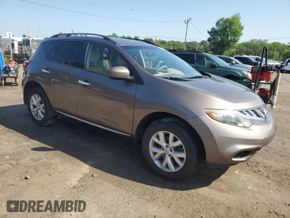 2014 Nissan Murano SV z VIN JN8AZ1MU1EW413485, wystawiony jako Copart lot #60904105 z przebiegiem 139 821 mil mil oraz Czysty tytuł • Clean title. Historia ofert i sprzedaży dostępna na DreamBid. Obrazek 4.