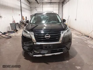 2022 Nissan Pathfinder Platinum with VIN 5N1DR3DJ4NC259359, listed as a IAAI auction lot 41412742 with 39,814 mi miles. Bid and sale history available at carsss.com. Image 13.