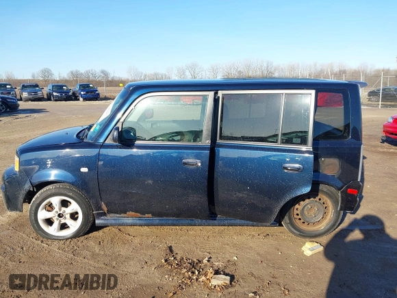 2006 Scion xB z VIN JTLKT334364114788, wystawiony jako IAAI lot #41759918 z przebiegiem 268 848 mil mil oraz . Historia ofert i sprzedaży dostępna na DreamBid. Obrazek 14.