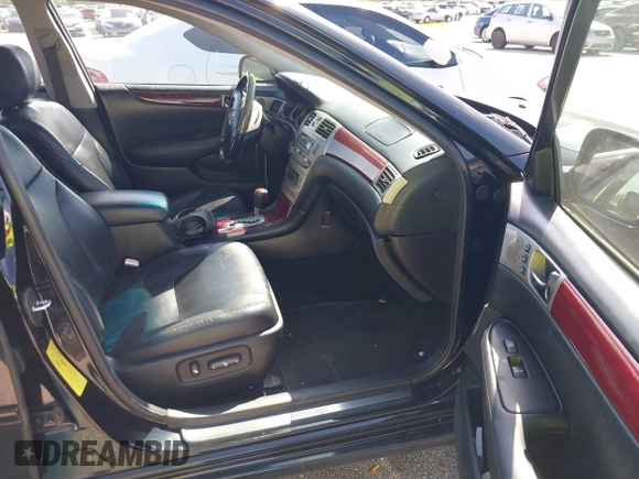 2005 Lexus ES 350 z VIN JTHBA30G655127140, wystawiony jako IAAI lot #42219708 z przebiegiem 206 731 mil mil oraz . Historia ofert i sprzedaży dostępna na DreamBid. Obrazek 5.