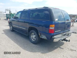 2002 Chevrolet Suburban LT z VIN 1GNFK16Z22J200124, wystawiony jako IAAI lot #42270704 z przebiegiem 218 478 mil mil oraz . Historia ofert i sprzedaży dostępna na DreamBid. Obrazek 3.