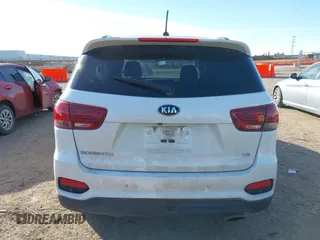 2020 Kia Sorento LX V6 with VIN 5XYPG4A59LG661617, listed as a IAAI auction lot 41279414 with 148,845 mi miles. Bid and sale history available at carsss.com. Image 16.
