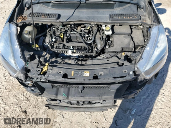 2019 Ford Escape SE with VIN 1FMCU0GD3KUA30594, listed as a Copart auction lot 45931195 with 101,119 mi miles and Salvage Title. Bid and sale history available at carsss.com. Image 14.