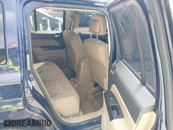 2014 Jeep Patriot Sport with VIN 1C4NJPBA3ED689999, listed as a IAAI auction lot 42498800 with 204,560 mi miles and . Bid and sale history available at DreamBid. Image 8.