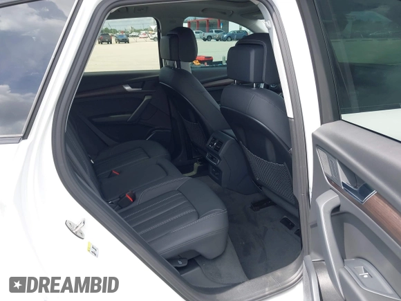 2025 Audi Q5 Premium с VIN WA1ABAFY3S2050913, выставлен на аукционе IAAI как лот 42403495 с пробегом 1 673 миль миль и . История ставок и продаж доступна на DreamBid. Изображение 8.