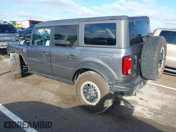2023 Ford Bronco with VIN 1FMEE5DPXPLB15849, listed as a IAAI auction lot 41105645 with 39,736 mi miles. Bid and sale history available at carsss.com. Image 3.