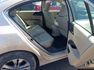 2015 Honda Accord LX with VIN 1HGCR2F32FA190095, listed as a IAAI auction lot 42020063 with 74,340 mi miles. Bid and sale history available at carsss.com. Image 8.