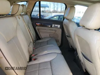 2010 Lincoln MKX with VIN 2LMDJ8JC2ABJ35213, listed as a Copart auction lot 88647795 with 178,367 mi miles and Salvage Title. Bid and sale history available at carsss.com. Image 11.