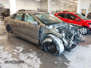 2015 Lincoln MKZ with VIN 3LN6L2G95FR617979, listed as a IAAI auction lot 41329518 with 1 mi miles. Bid and sale history available at carsss.com. Image 1.