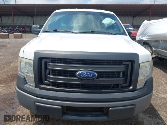 2013 Ford F-150 XL with VIN 1FTMF1CM4DKD91572, listed as a IAAI auction lot 42620716 with 235,790 mi miles and . Bid and sale history available at DreamBid. Image 6.